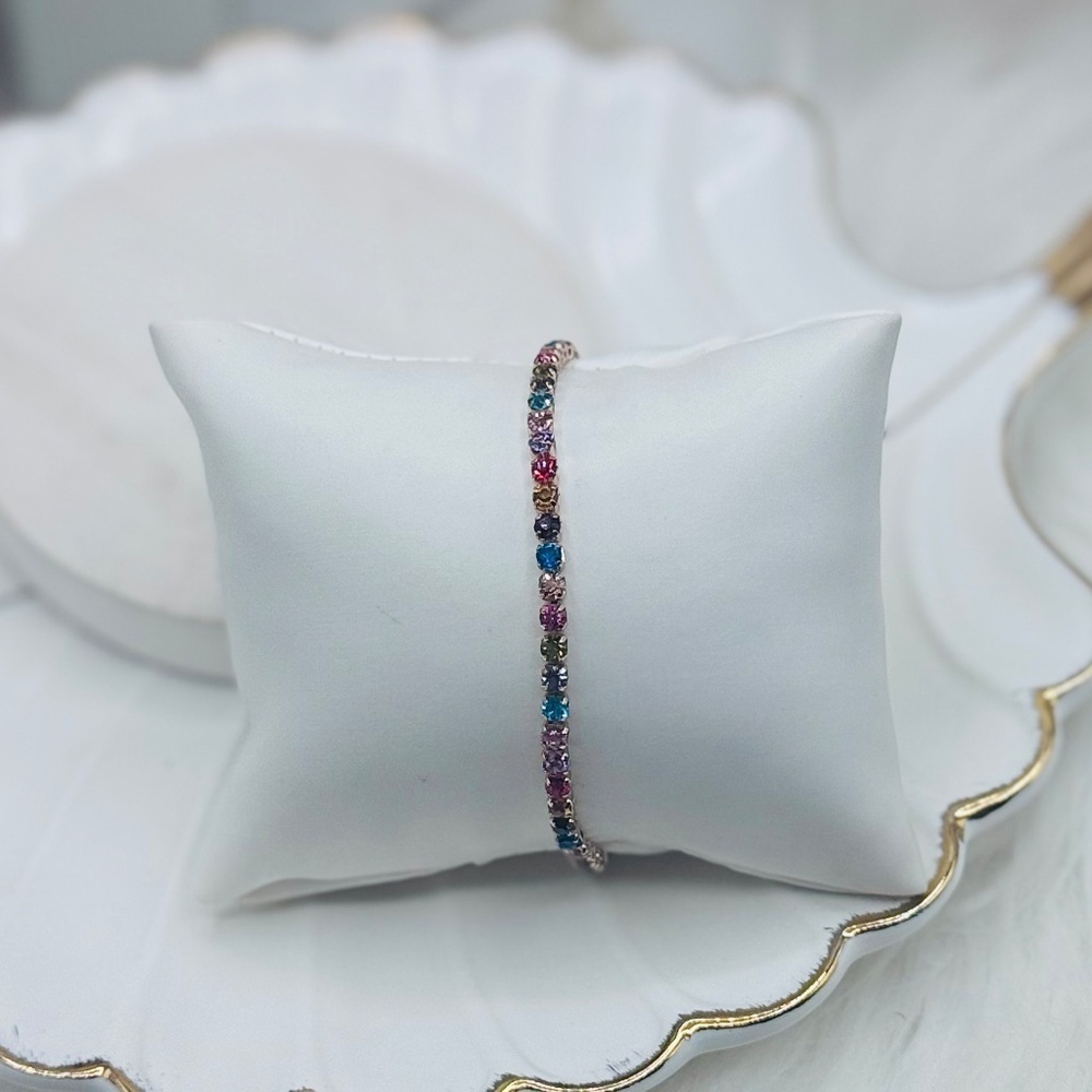 Colorful Rhinestones Adjustable Bracelet - Picture 5 of 7